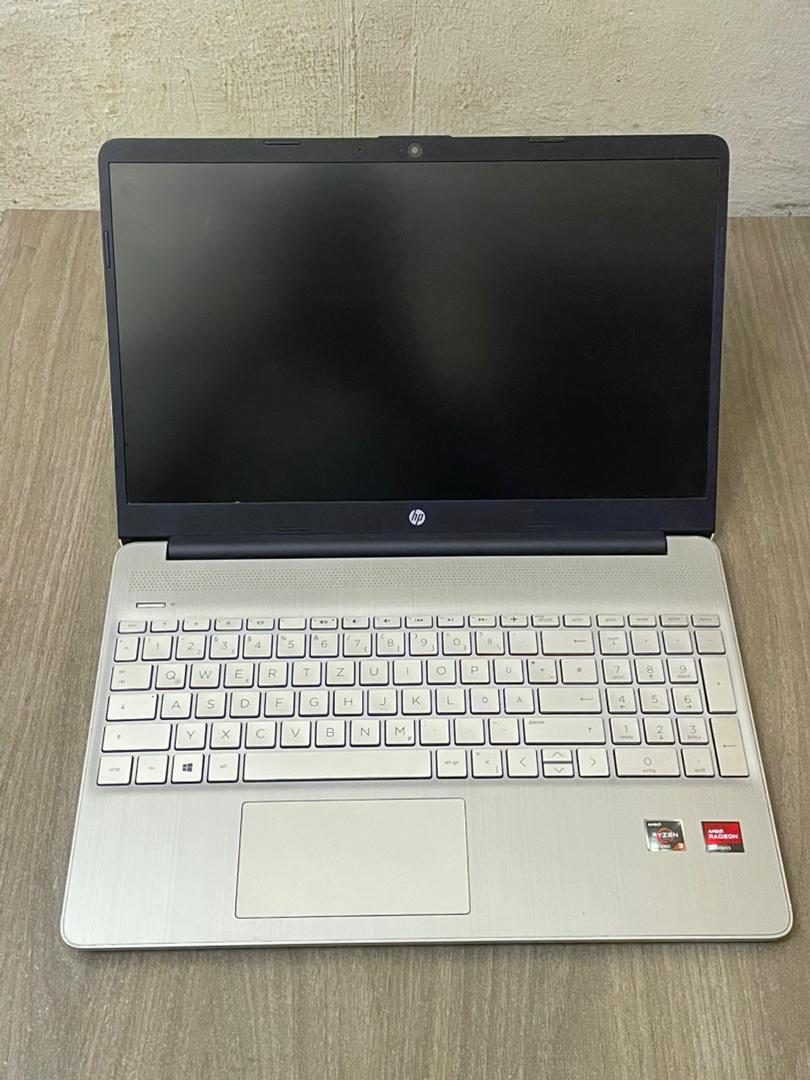 HP Laptop 15s